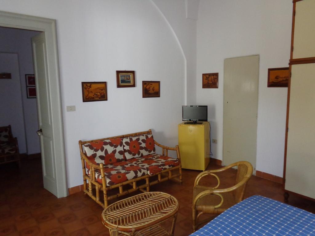 Villa Stasi B&B Santa Maria di Leuca Szoba fotó